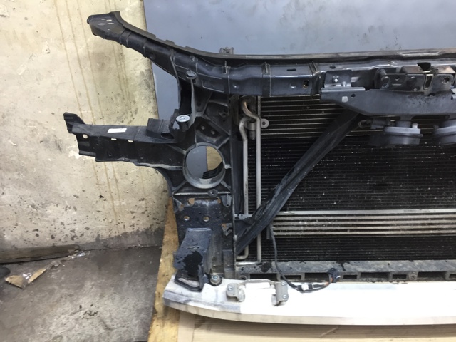 4L0805594A Рамка радиатора купить Николаев