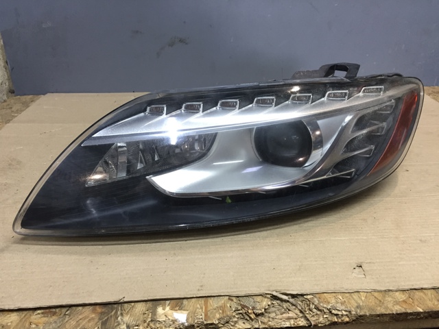 Фары 4L0941029AL VAG