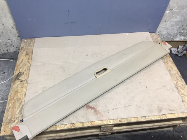 Каркасная шторка багажного отсека 51476967904 BMW