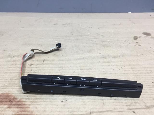 Блок кнопок центральной консоли 61316972780 BMW