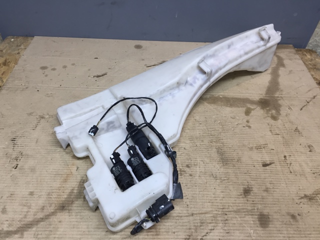 Бачок стеклоомывателя 61677161477 BMW