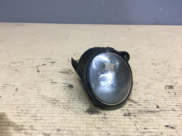 Противотуманная фара левая 63176920885 BMW