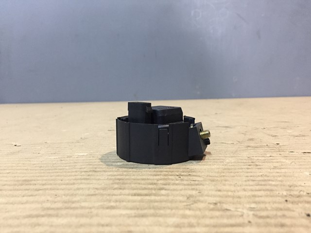 66216903102 BMW Динамик парковочной системы купить в Черкассы