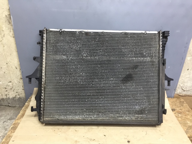 Радиатор водяной 7L6121253B VAG
