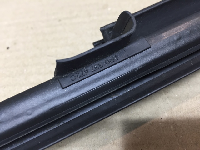 VAG 7P0837472C в наличии Одесса