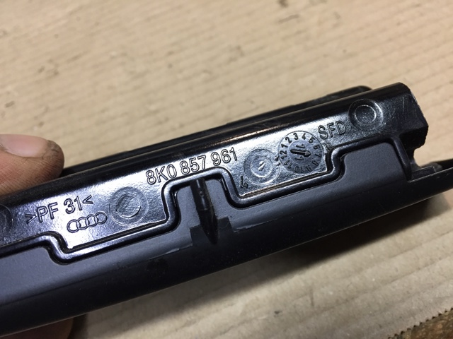 VAG 8K0857961 Пепельница в наличии Житомир