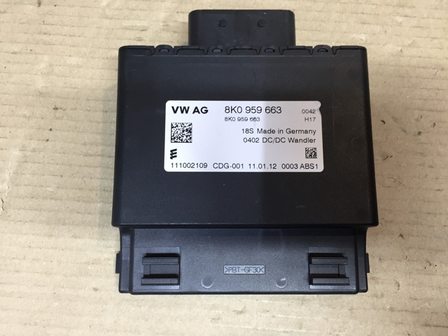 Стабилизатор напряжения 8K0959663 VAG