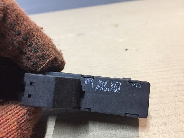 VAG 8K0959673 в наличии Черкассы