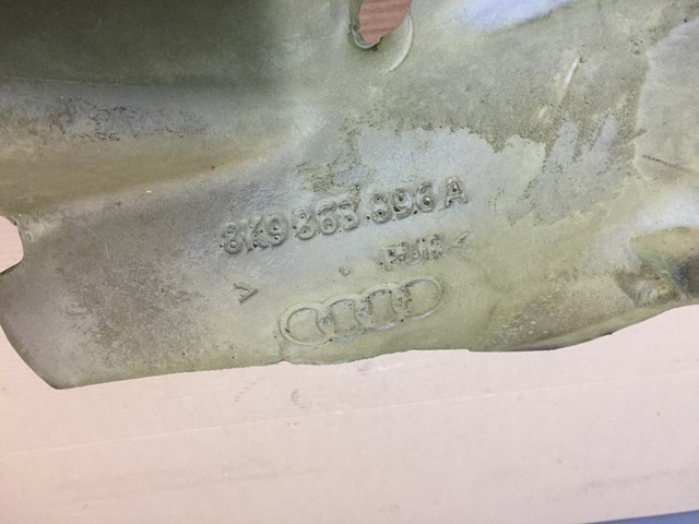 VAG 8K9863896 в наличии Львов