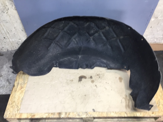 Подкрылок задний левый 95850497100 PORSCHE