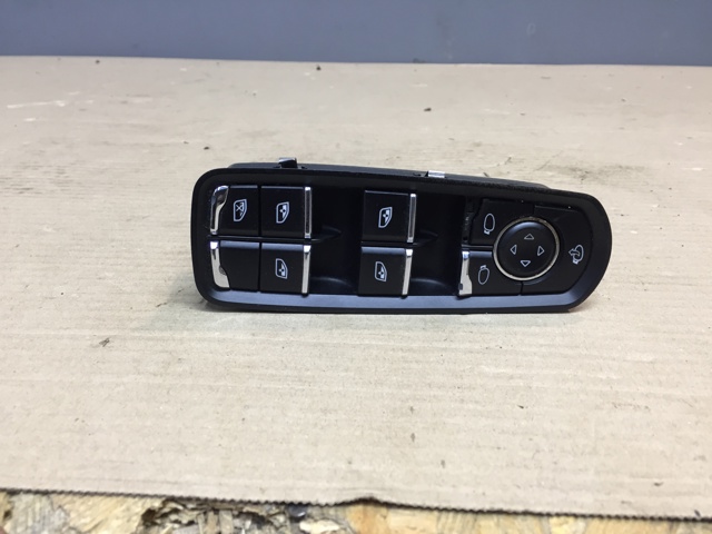 PORSCHE 95861315603DML в наличии Харьков