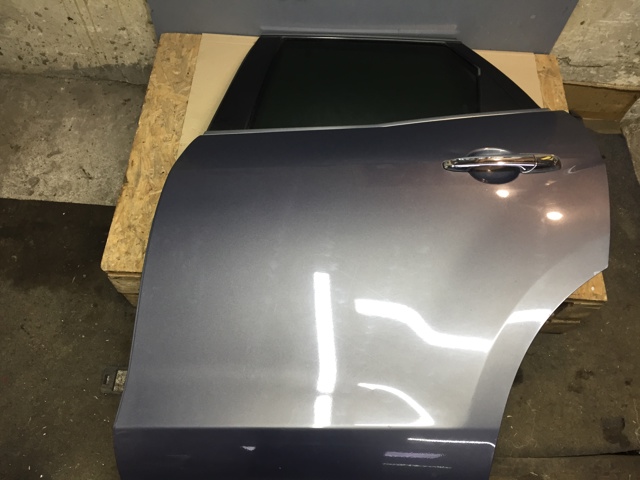 Дверь задняя EGY17302XL MAZDA