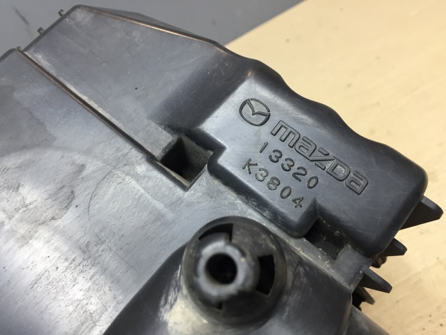 L33E13320A MAZDA Корпус воздушного фильтра купить в Хмельницкий