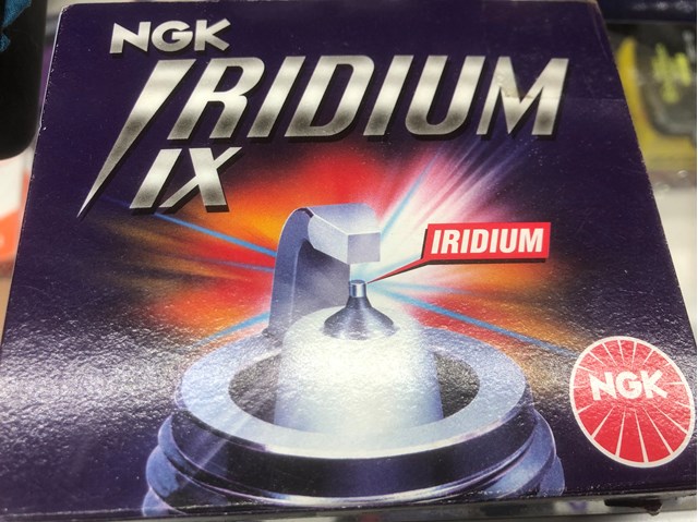Свеча зажигания iridium BKR7EIX