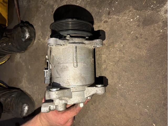 BMW 64526826881 Компрессор кондиционера в наличии Житомир