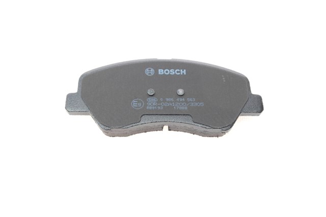 0986494563 BOSCH Передние тормозные колодки купить в Киев