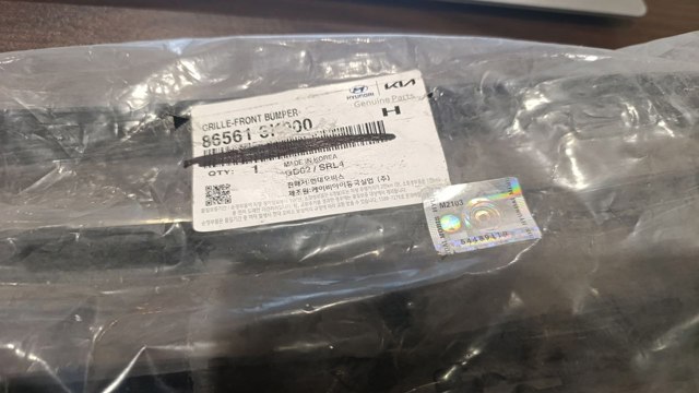 Решетка на бампер 865613K000 HYUNDAI