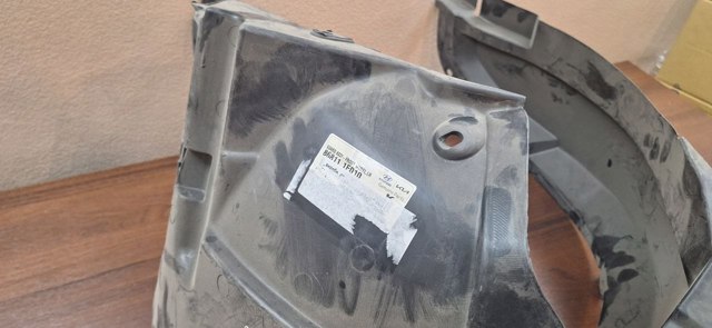 Локер передний левый 868111F010 HYUNDAI