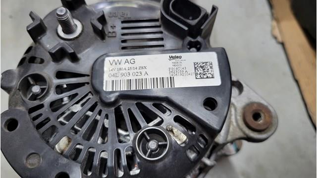 Генератор автомобильный 04L903023A VAG