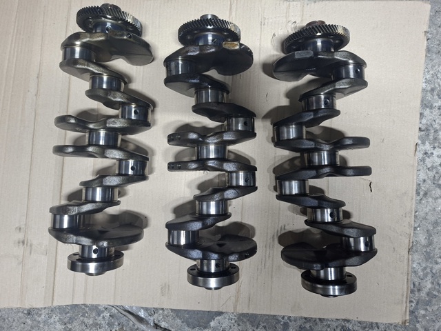 VAG 03G105021S Коленвал в наличии Черновцы