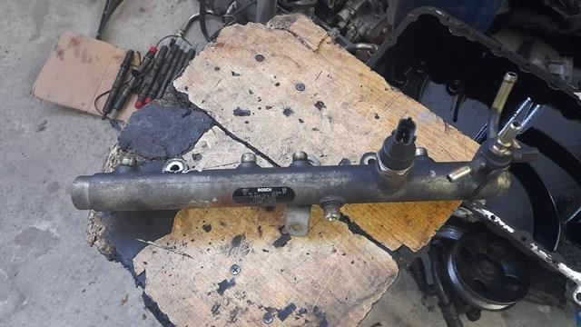BOSCH 0445214050 Распределитель топлива (рампа) в наличии Одесса