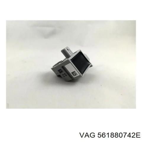 561880742E VAG Шторка боковая, правая купить в Ирпень