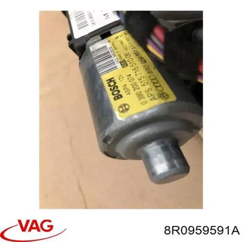 8R0959591A VAG Мотор привода люка купить в Житомир