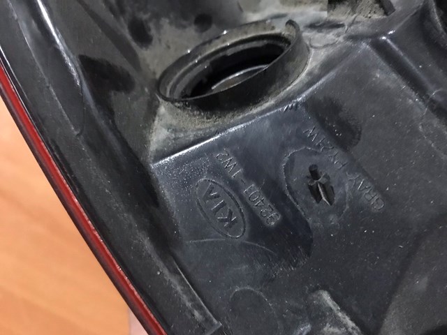 924011W2 Фонарь задний левый внешний купить Сумы