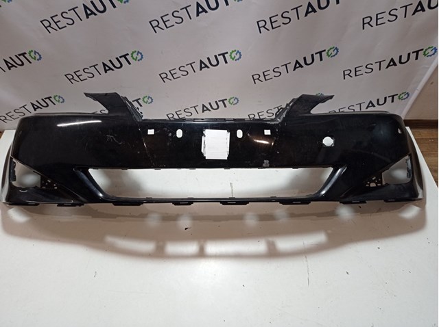 Буфер (бампер) передний 5211953160 TOYOTA