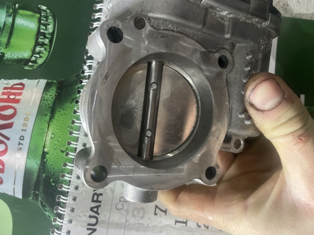 Дроссельная заслонка в сборе 06K133062AS VAG