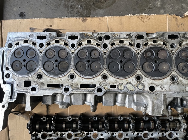 11127812927 BMW Головка блока цилиндров (ГБЦ) купить в Ирпень