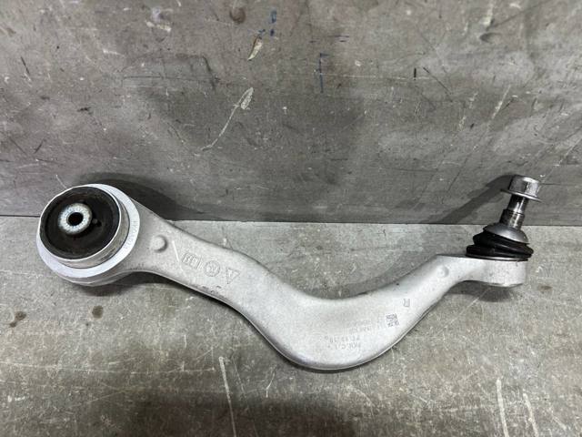 Передний нижний рычаг 31106898536 BMW
