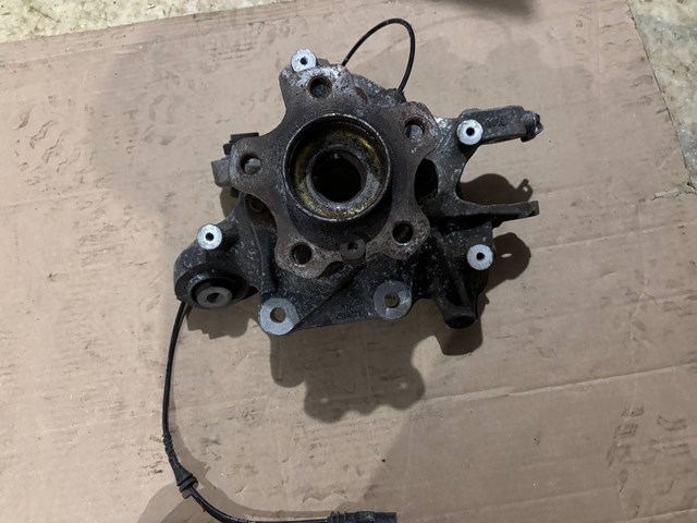 33306871028 BMW Цапфа (поворотный кулак) задний правый купить в Чернигов