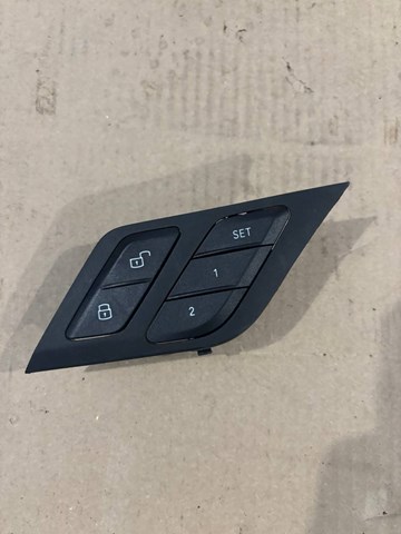 Выключатель центрального замка 61319386780 BMW