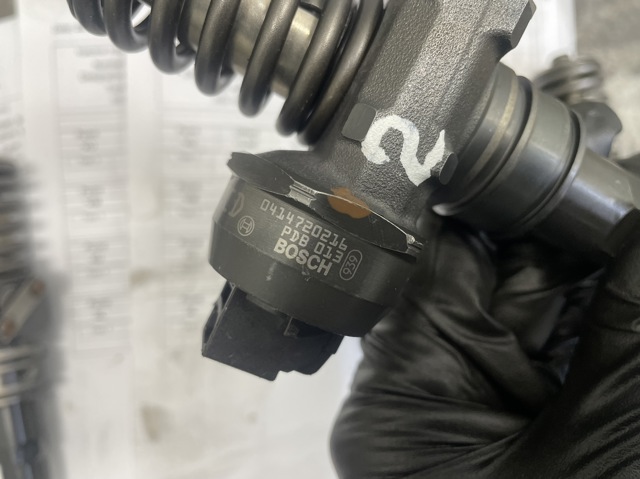 Клапанная форсунка 0414720216 BOSCH