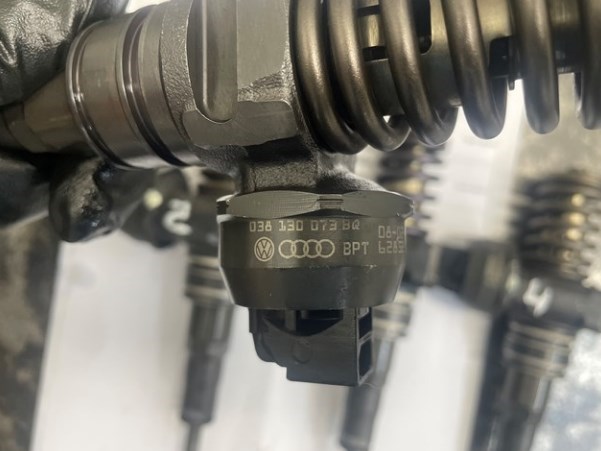 0414720312 BOSCH Топливные форсунки купить в Павлоград