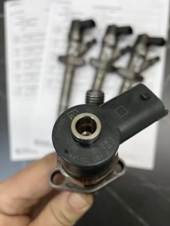 Клапанная форсунка 0445110084 RENAULT