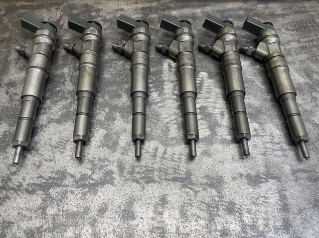 0445110219 BOSCH Топливные форсунки купить в Чернигов