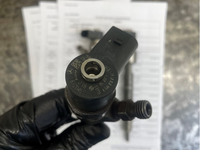 Клапанная форсунка Мерседес-бенц Ц