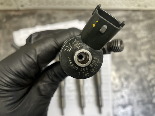 BOSCH 0445110266 Форсунка впрыска топлива в наличии Хмельницкий