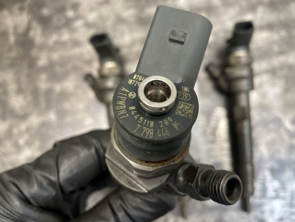 Форсунки 0445110289 BMW