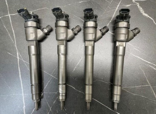RENAULT 0445110546 Форсунка впрыска топлива в наличии Ровно
