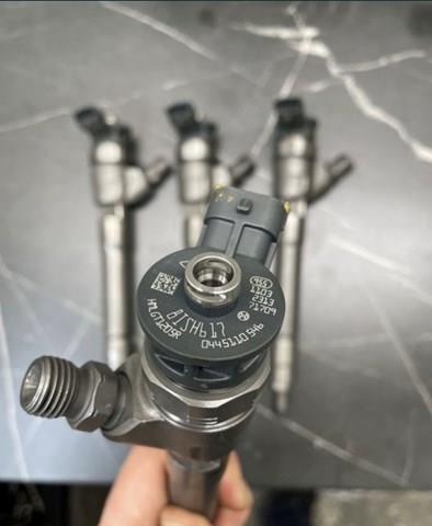 Форсунка дизельная в сборе 0445110546 BOSCH
