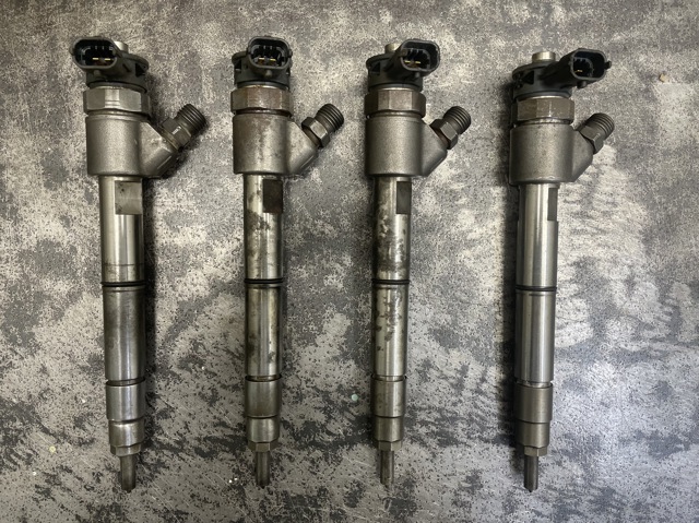 Форсунки 0445110584 BOSCH
