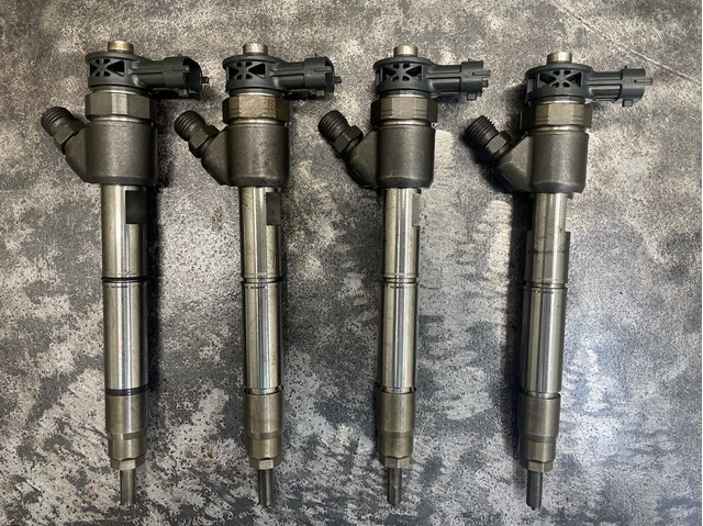 Форсунки 0445110589 BOSCH