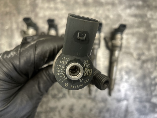 BOSCH 0445110599 Форсунка впрыска топлива в наличии Харьков