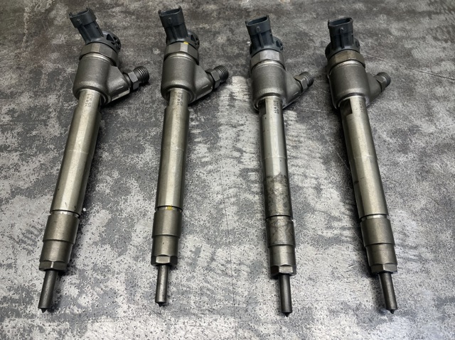 BOSCH 0445110749 Форсунка впрыска топлива в наличии Николаев