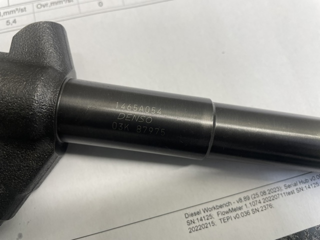 Форсунка впрыска топлива Mitsubishi Pajero IV LONG