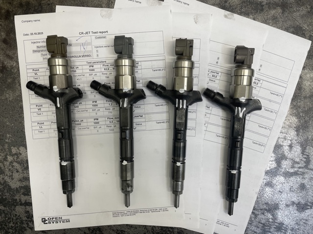 Форсунка дизельная в сборе 2367027020 TOYOTA
