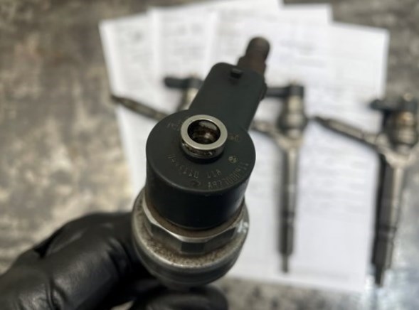 8973000913 ISUZU Форсунка впрыска топлива купить в Ужгород